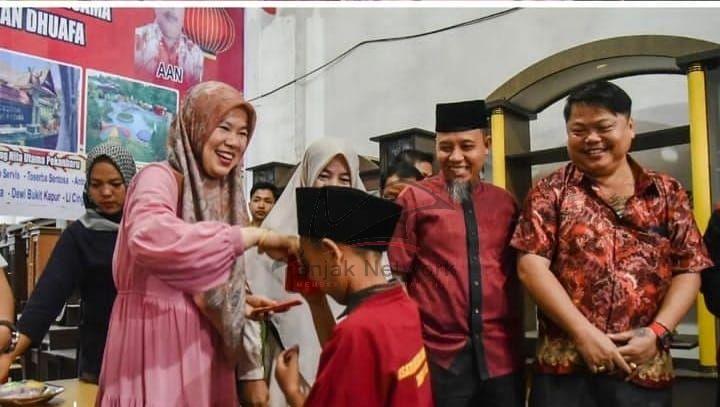 Sejumlah Anak Yatim dan Dhuafa Dumai Dilepas Berwisata Religi ke Pekanbaru