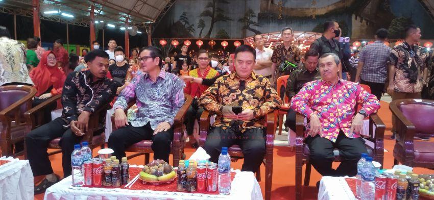 Tahun Baru Imlek 2574, Gubernur Dan Kapolda Riau Kunjungi Klenteng Hock Long Kiong Dumai