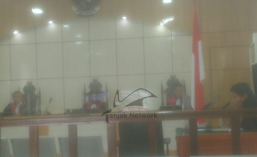Akibat Ulah Jahil Dorong Korban Hingga Terjatuh Kebawah Jembatan, Gomos Silaban Jadi Pesakitan Di PN Dumai