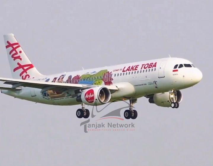 Pesawat AirAsia Satu-satunya Airline Di Dunia Promosikan Danau Toba Di Body Pesawatnya