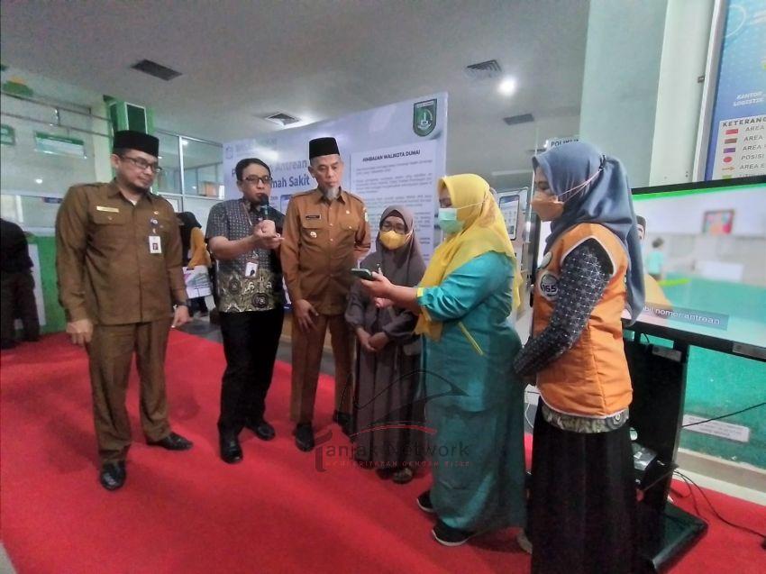Walikota Paisal resmikan layanan antrian online di RSUD dr Suhatman Dumai