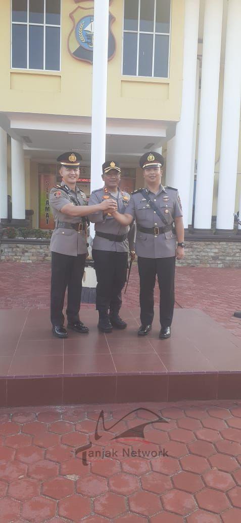 Saat Kasat Reskrim Polres Dumai Sertijab, Dua Personil Polisi Menerima Punishment Pemberhentian Tidak Dengan Hormat