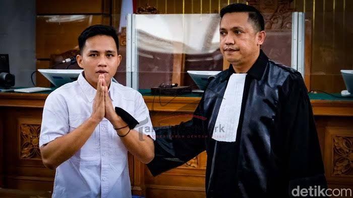Richard Eliezer Divonis 1 Tahun 6 bulan Penjara, Pengunjung Sidang Riuh Gembira