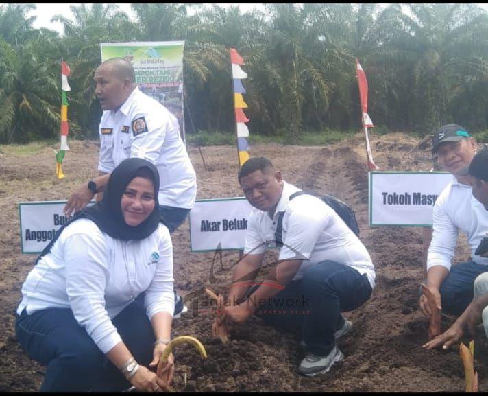 Dirut Akar Belukar Corporation, Rahmayani, Buka Terobosan Pilot Project Pada Petani