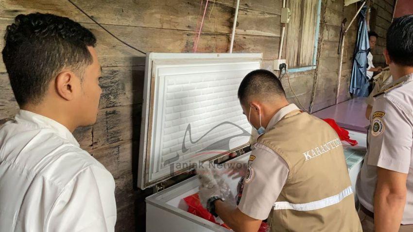 Balai Karantina Selatpanjang Segel Sebuah Gudang Makanan Illegal