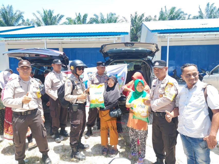 Polsek Jajaran Polres Dumai Kembali Adakan Stand Sembako Murah Kendalikan Dampak Inflasi Pangan