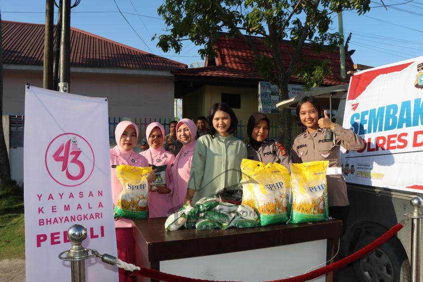 Kendalikan Inflasi, Polres Dumai Adakan Stand 'Sembako Murah'