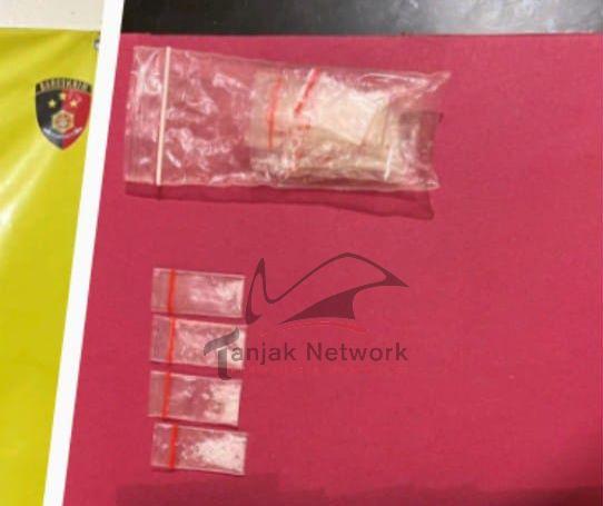 Dari Sidang Kasus Narkotika, Terdakwa; "Pembeli Dibebaskan Polisi Penangkap"