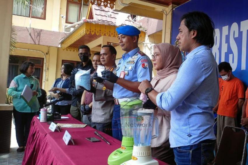 Polresta Pekanbaru Musnahkan 89,79 Gram Sabu Dan 8.240 Butir Pil Ekstasi