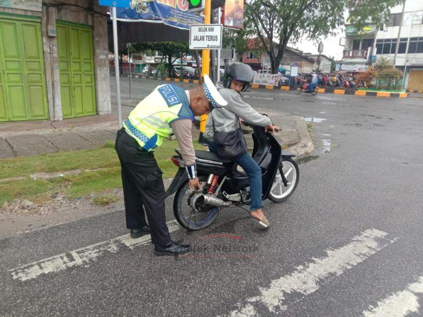Banyak Pelanggaran Tidak Ter Cover E-TLE, Polres Dumai Kembali Lakukan Tilang Ditempat