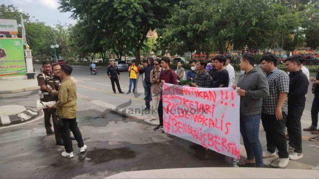 Terkait Dugaan Suap Kasus Narkotika, Aliansi Mahasiswa Dan Pemuda Bengkalis Minta Oknum Kejari Bengkalis Diproses