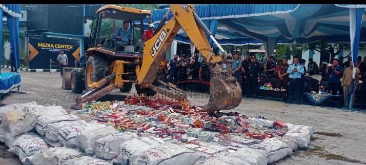 BMN Setara Nilai Rp 839 Juta Lebih Dimusnahkan Bea Cukai