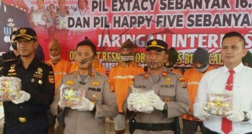 Polres Bengkalis Dan BC Kembali Tangkap Kurir Jaringan Internasional Bersama BB 24.7 Kg Sabu dan 23.373 Butir  Pil Ekstasi