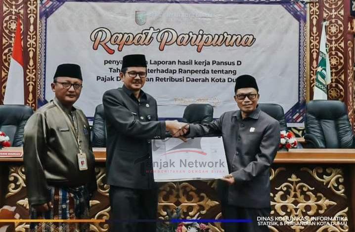 Pansus D Tahun 2022 DPRD Dumai Setuju Ranperda menjadi Perda Tentang Pajak Dan Retribusi Daerah