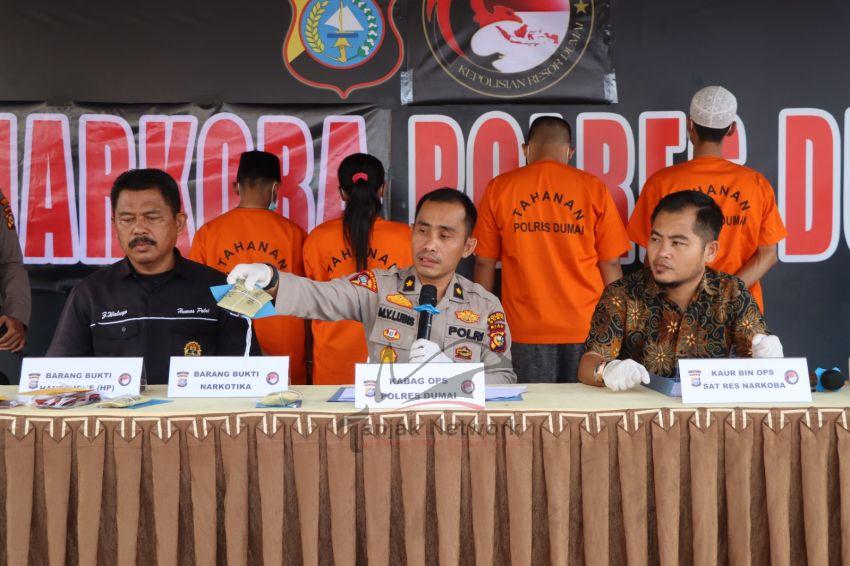 Polres Dumai Ringkus Empat Pengedar Sabu, 82,97 Gram BB Sabu Disita