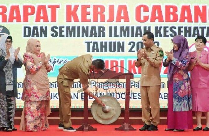 Bupati Rohil Buka Raker Cabang ll dan Seminar Ilmiah Kesehatan Sempena HUT IBI Ke-72