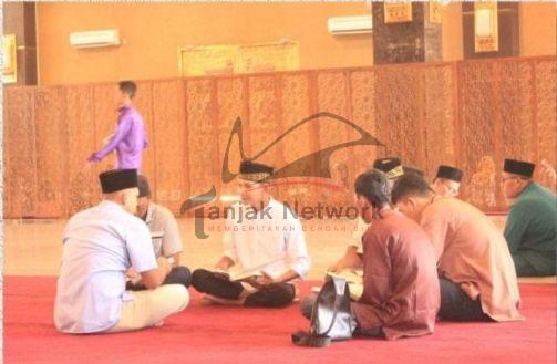 Laksanakan Kegiatan Pengajian Rutin ASN Dan TKPK Dishub Dumai