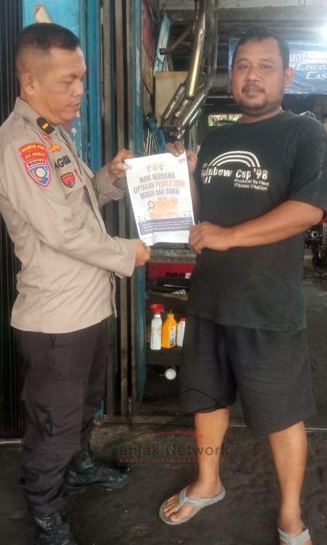 Agar Tercipta Pemilu Damai 2024, Polres Dumai Gelar Sosialisasi Tebar Pamflet Dan Brosur