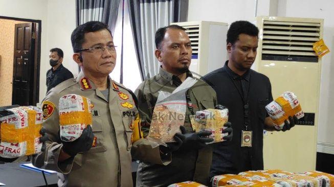 Polrestabes Medan Tangkap Sindikat Narkoba Internasional di Riau