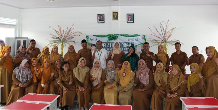 Tingkatkan Kualitas Pendidik, Apical Group Gelar Pelatihan Guru di Dumai